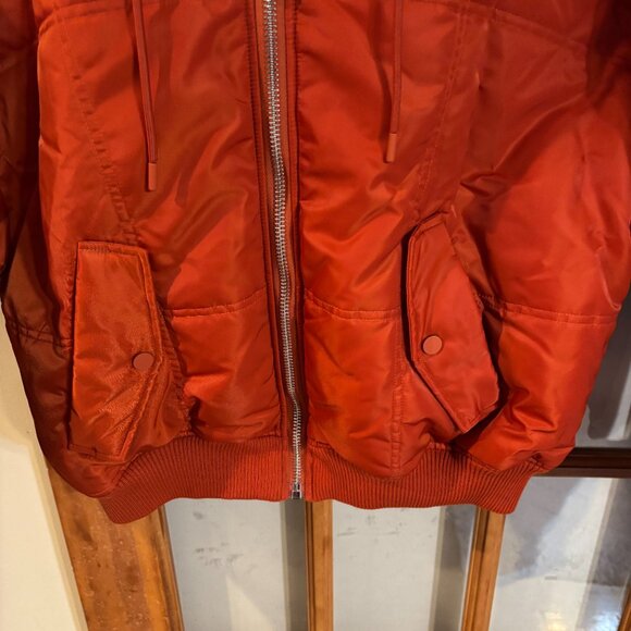 Good American Cropped Puffer SZ: 3/4 (L/XL) - Picture 4 of 14